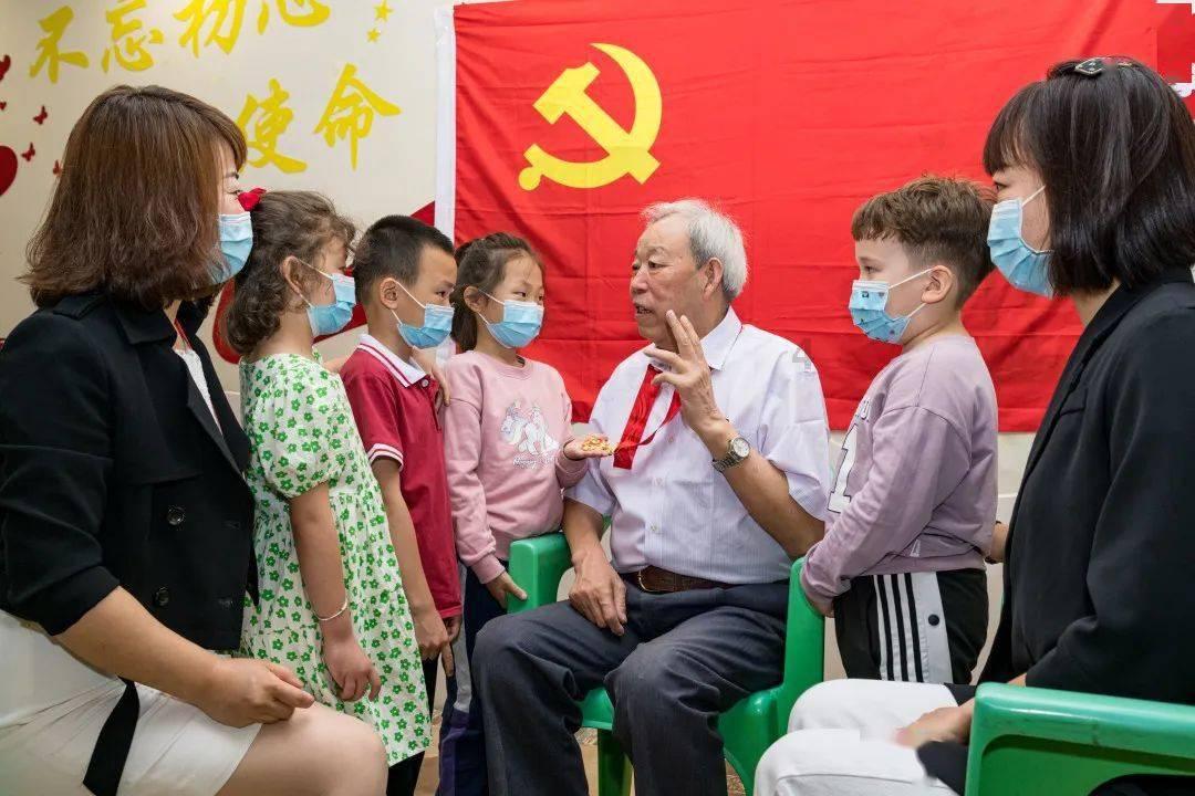 Nike鞋CD2053 101,中的紫色叶子壮的软垫子是干嘛的?怎么用?-专业问答平台